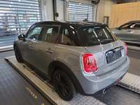 Pogled od pozadi levo