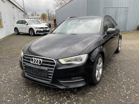 Náhled zpředu zleva