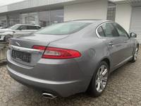 Aanzicht achter rechts