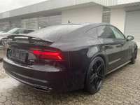 Aanzicht achter rechts