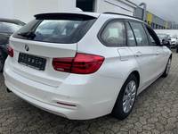 Aanzicht achter rechts