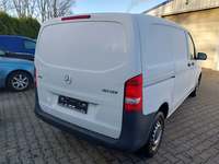 Aanzicht achter rechts