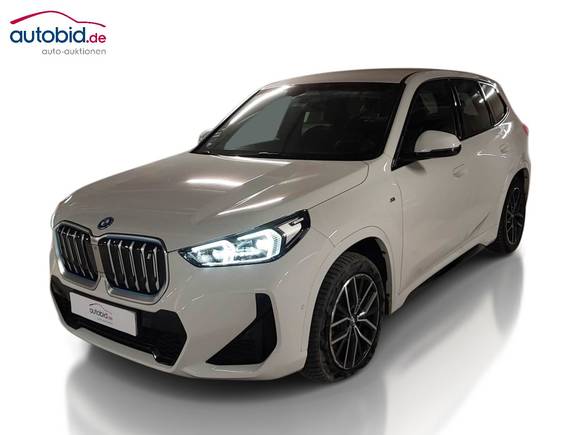 Pogled sprijeda lijevo