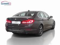 Aanzicht achter rechts