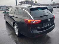 Изглед отзад отляво