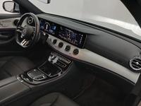 Вид на салон