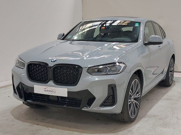 Pogled sprijeda lijevo