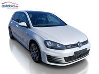 Pogled sprijeda desno