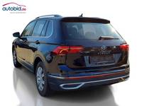 Widok z tyłu po stronie lewej