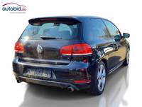 Widok z tyłu po stronie prawej