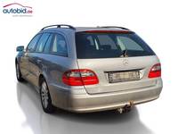 Widok z tyłu po stronie lewej