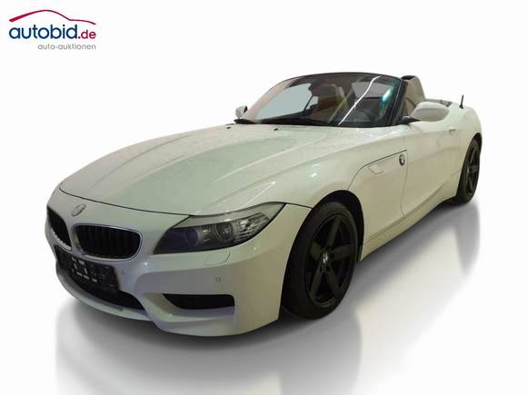 Skats no kreisās puses priekšā