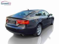 Skats no labās puses aizmugurē