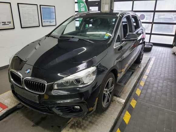 Náhled zpředu zleva