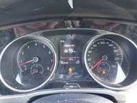 Pogled na kombinirani instrument