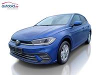 Skats no kreisās puses priekšā