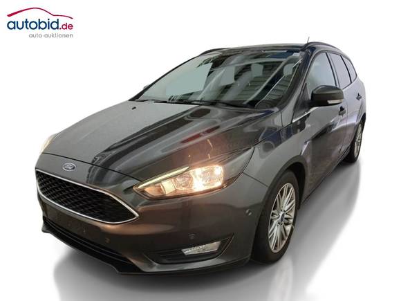 Skats no kreisās puses priekšā