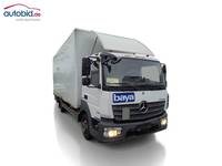 Skats no labās puses priekšā