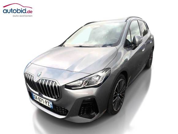 Pogled sprijeda lijevo