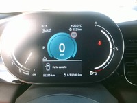 Pogled na kombinirani instrument