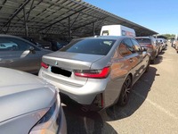 Náhled zezadu zprava