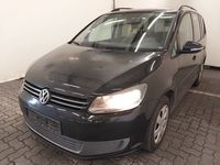 Pogled sprijeda lijevo