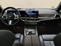 Вид на салон