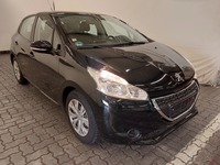 Pogled sprijeda desno