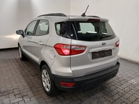 Pogled straga lijevo