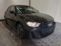 Pogled sprijeda desno