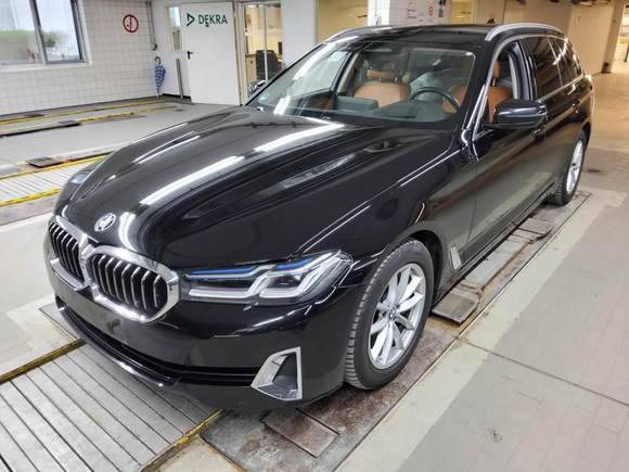 Pogled od napred levo