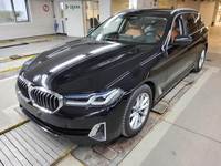 Pogled od napred levo