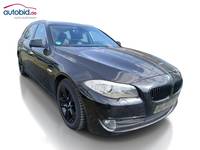 Pogled sprijeda desno