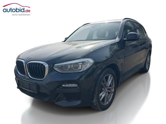 Skats no kreisās puses priekšā