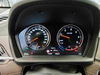 Pogled na kombinovani instrument