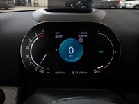 Pohled na přístrojovou desku