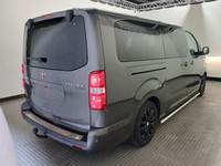 Вид сзади справа