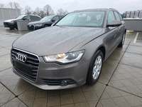 Skats no kreisās puses priekšā