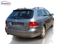 Widok z tyłu po stronie prawej