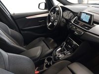 Вид на салон