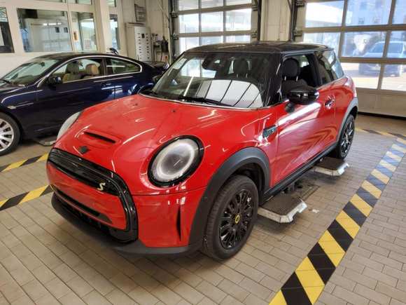 Náhled zpředu zleva