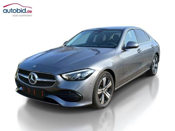 Pogled sprijeda lijevo