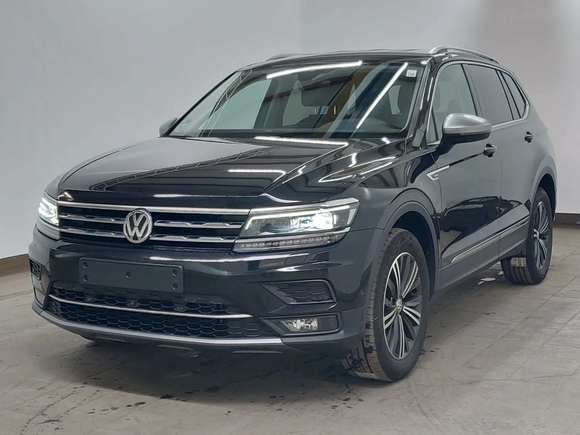 Pogled sprijeda lijevo