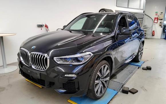 Náhled zpředu zleva