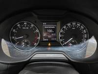 Pohled na přístrojovou desku