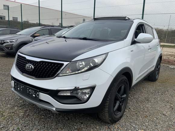 Pogled sprijeda lijevo