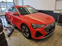 Вид спереди справа