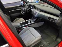 Вид на салон