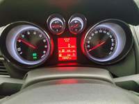 Pogled na kombinirani instrument