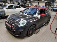 Pogled sprijeda lijevo